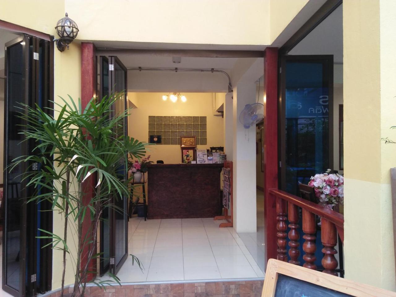 Hotel Ban Mae Boonthong Lampang Exterior foto