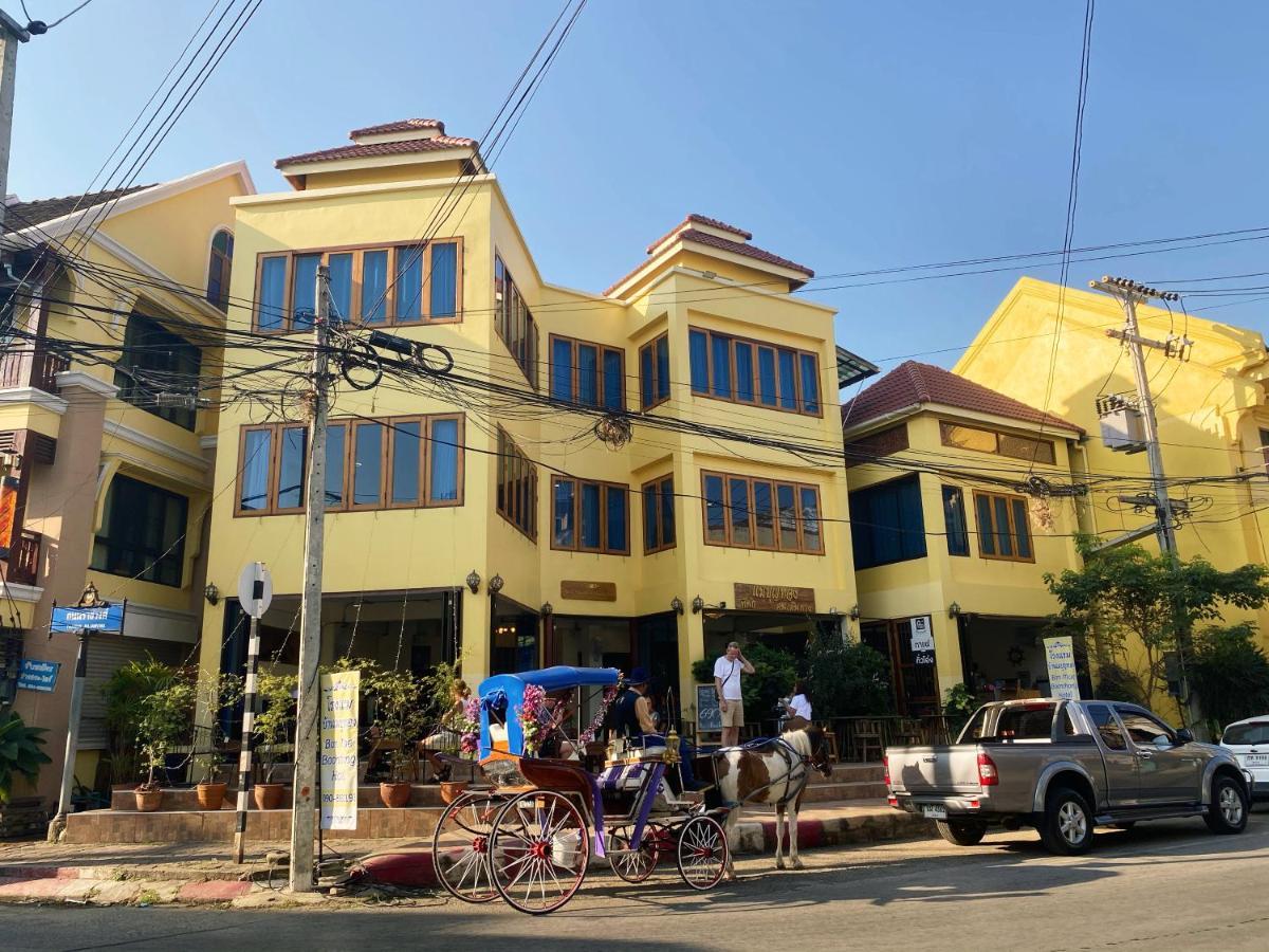 Hotel Ban Mae Boonthong Lampang Exterior foto